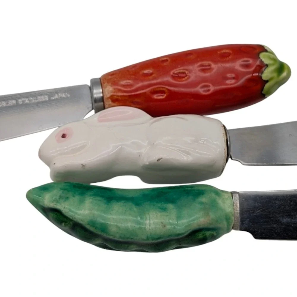 VTG Ceramic Handle Butter Spreader Set Japan Strawberry Rabbit Pea Pod Knives